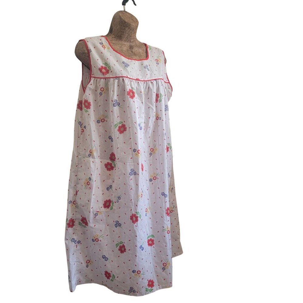 Vintage Floral Sleeveless Cotton House Dress With Pockets & Red Trim Size L